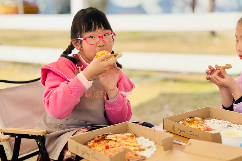 南京丰硕农场烤披萨研学活动