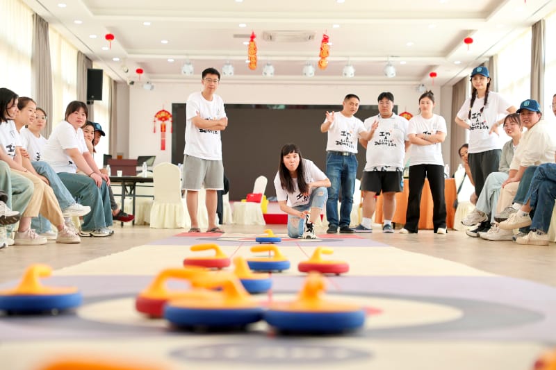 南京丰硕农场冰壶团建活动